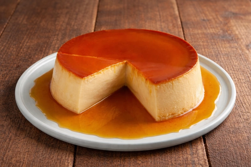 Delicioso quesillo venezolano con caramelo dorado y cremoso